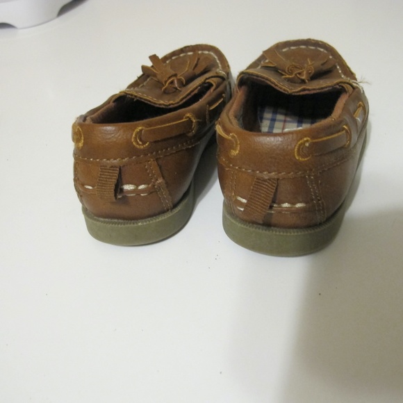 Carter's Boys Easy Slip On Faux Leather Boat Shoes Size 7 GUC - Picture 5 of 7